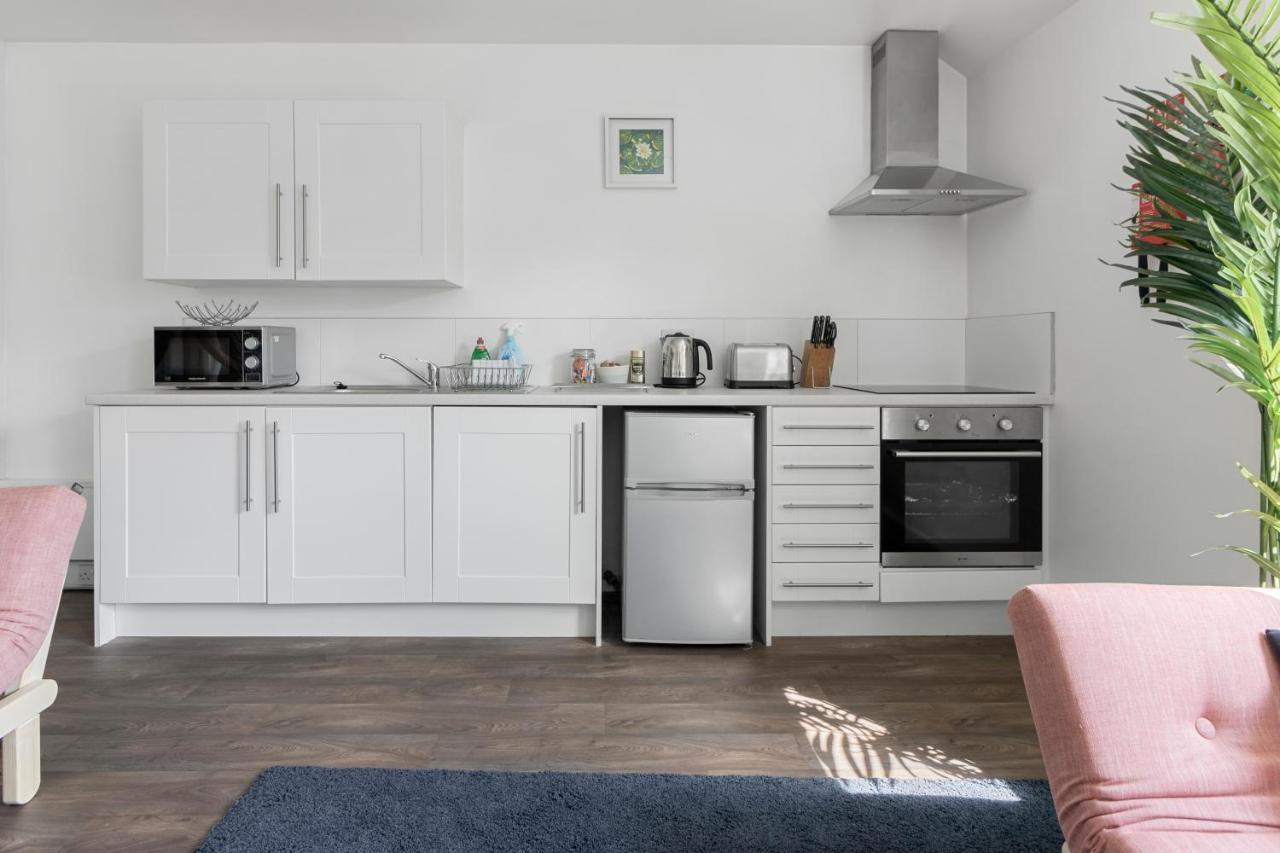 Exeter City Centre Apartments Stoop Apartment Екстериор снимка