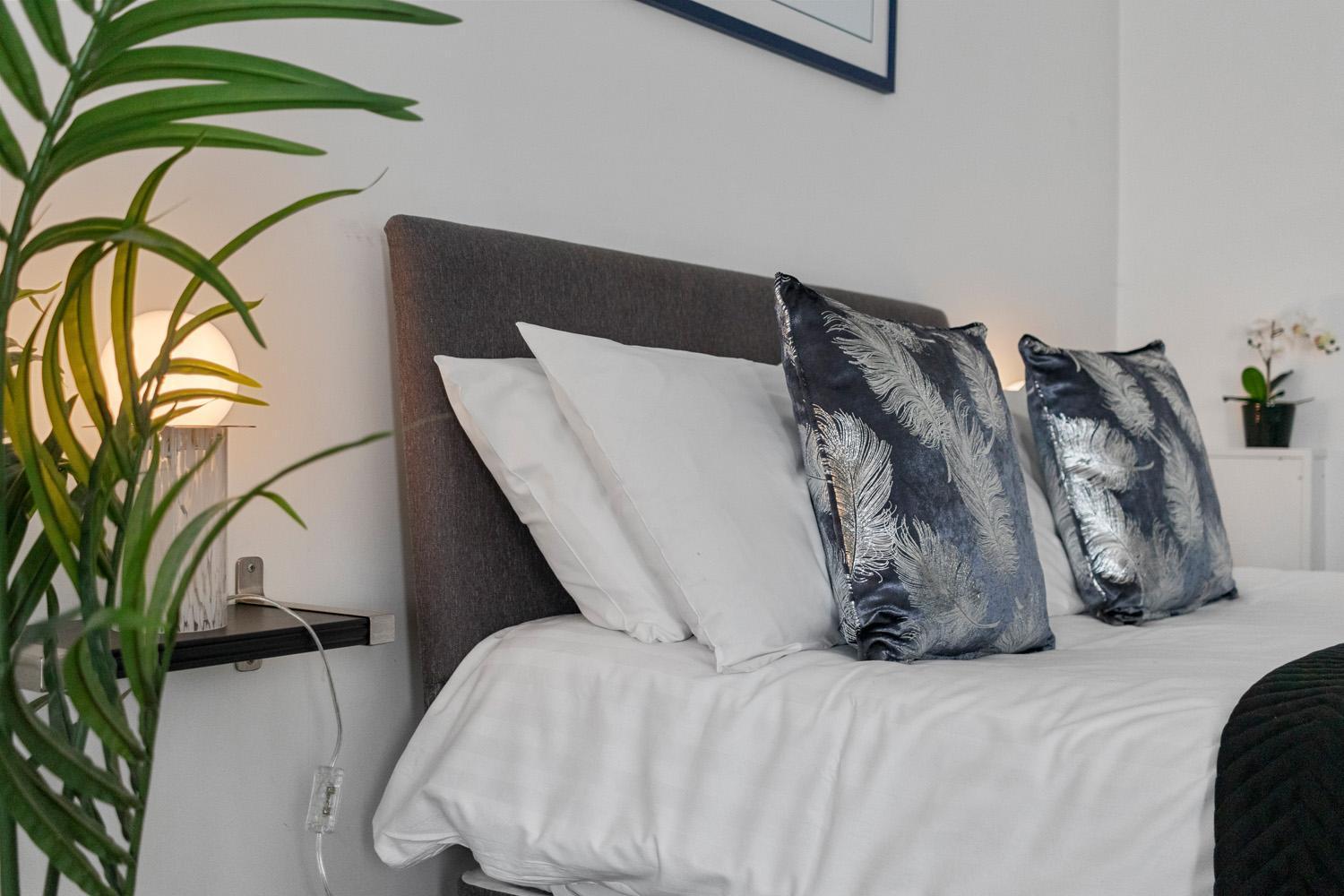 Exeter City Centre Apartments Stoop Apartment Екстериор снимка